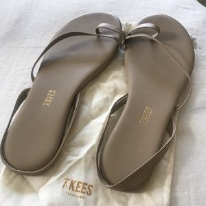 Tkees Sandal